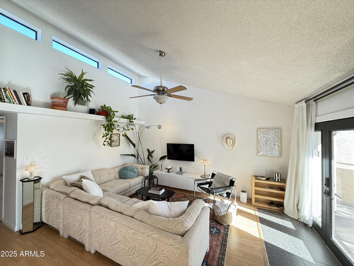1832 N 52nd St. #205, Phoenix, AZ 85008