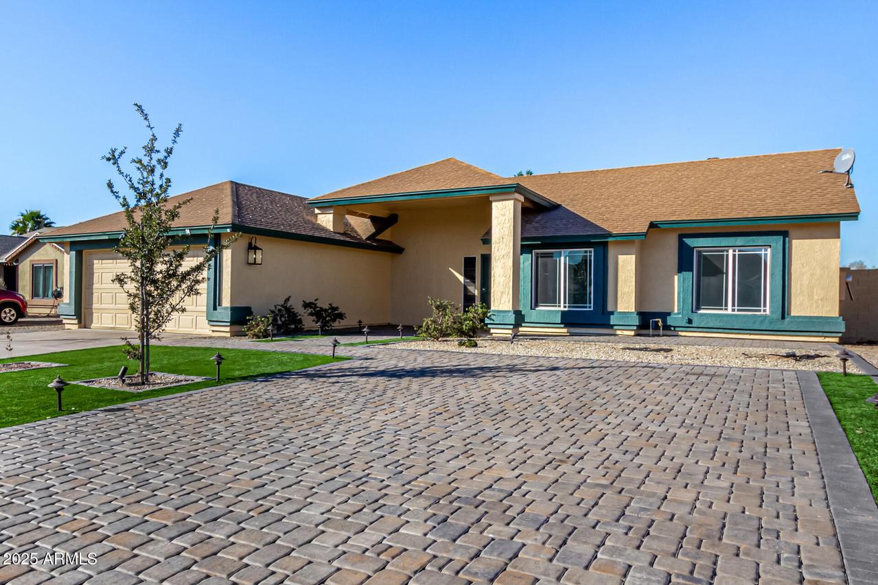 5660 N 78th Ave., Glendale, AZ 85303