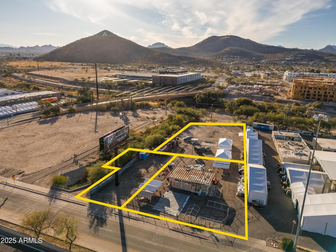 292 S S Freeway #17, Tucson, AZ 85745