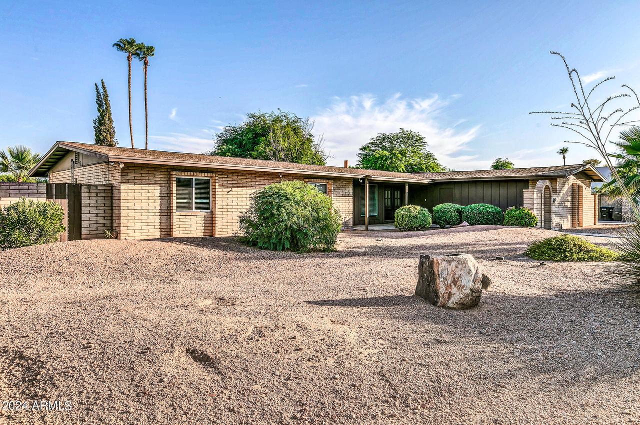 6235 E Larkspur Dr., Scottsdale, AZ 85254