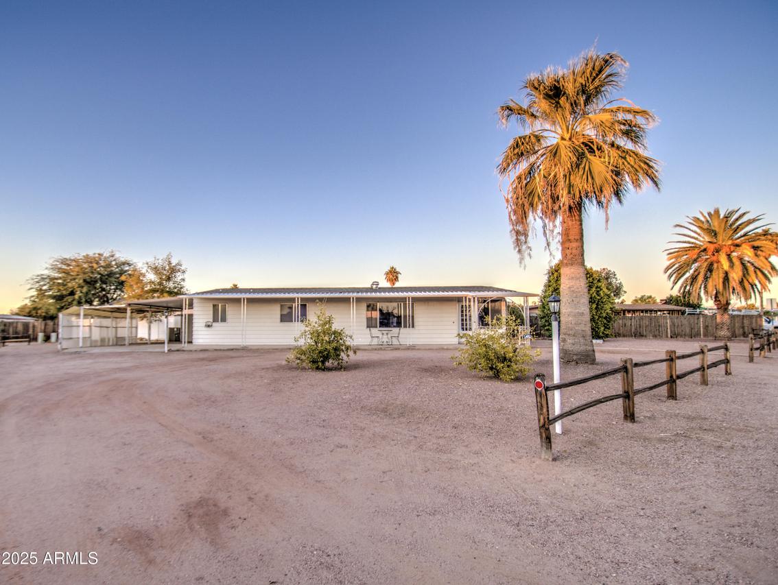 816 S Esperanza Ave., Mesa, AZ 85208