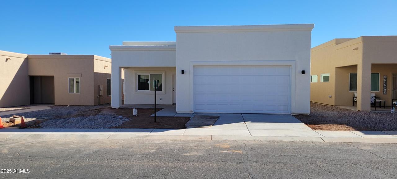 305 S Sky Ranch Rd., Sierra Vista, AZ 85635