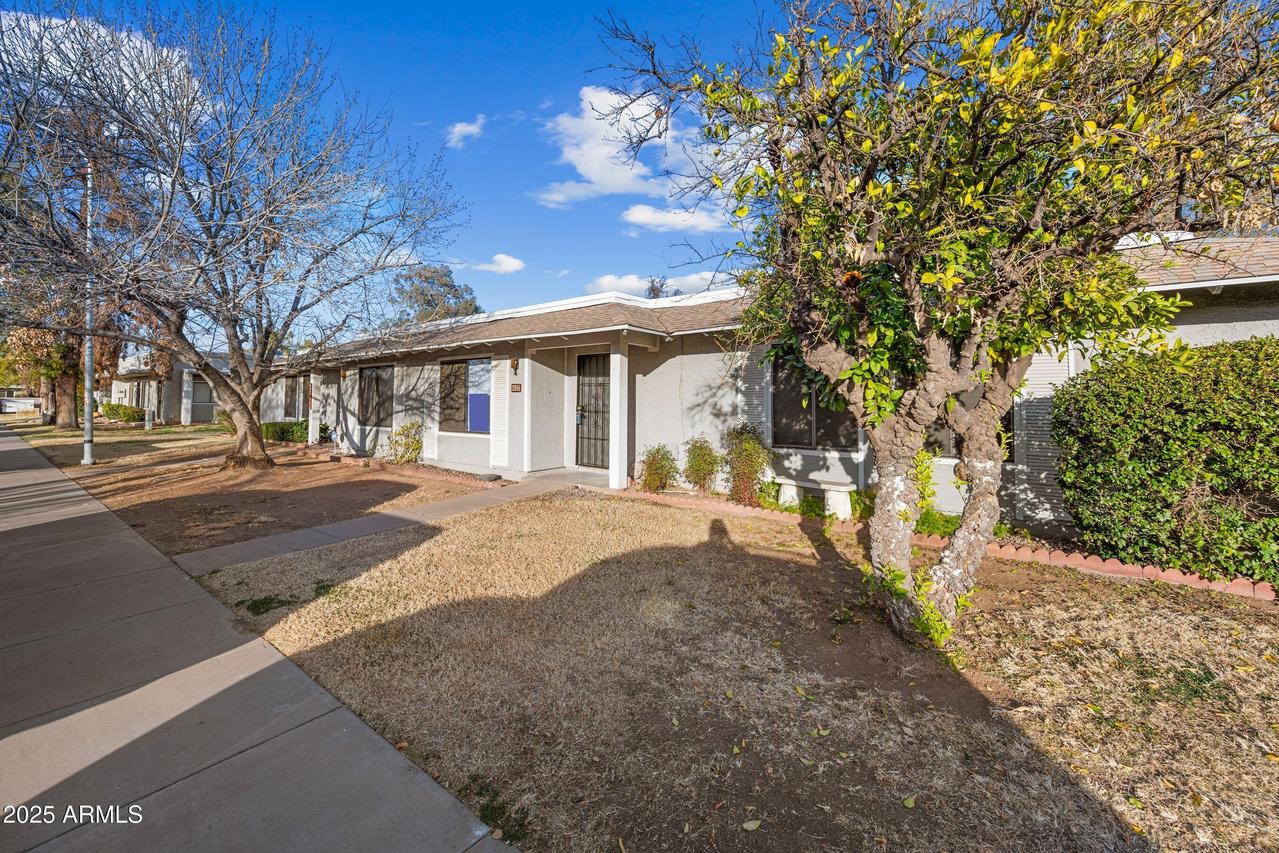 8837 N New World Dr., Glendale, AZ 85302
