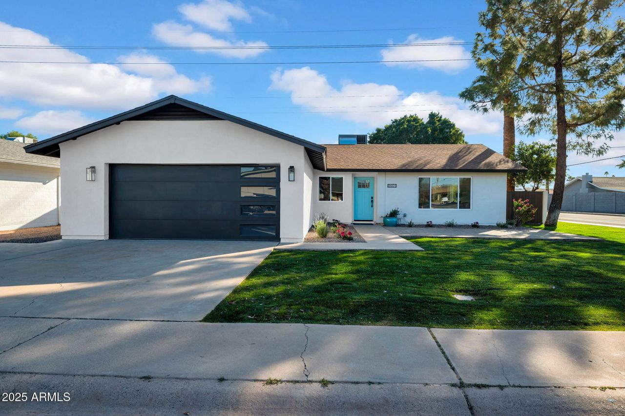 8601 E Plaza Ave., Scottsdale, AZ 85250