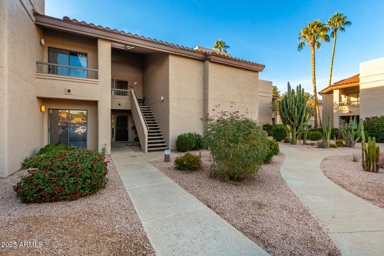 9550 N 94th Pl. #111, Scottsdale, AZ 85258