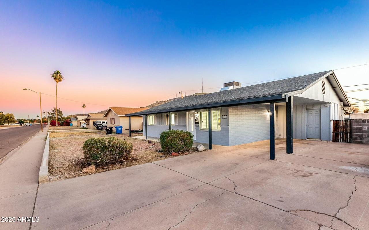 2025 W Wood Dr., Phoenix, AZ 85029