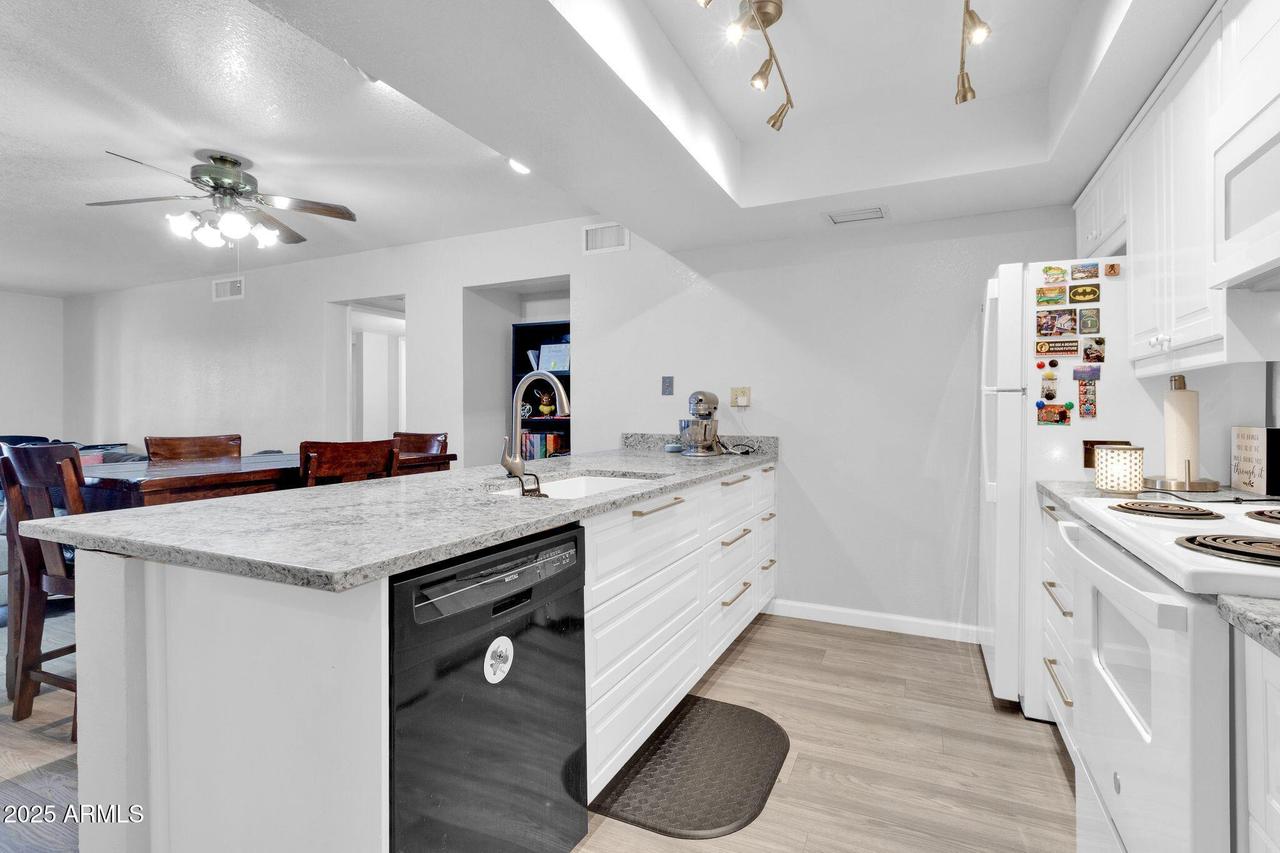 1920 W Lindner Ave. #130, Mesa, AZ 85202
