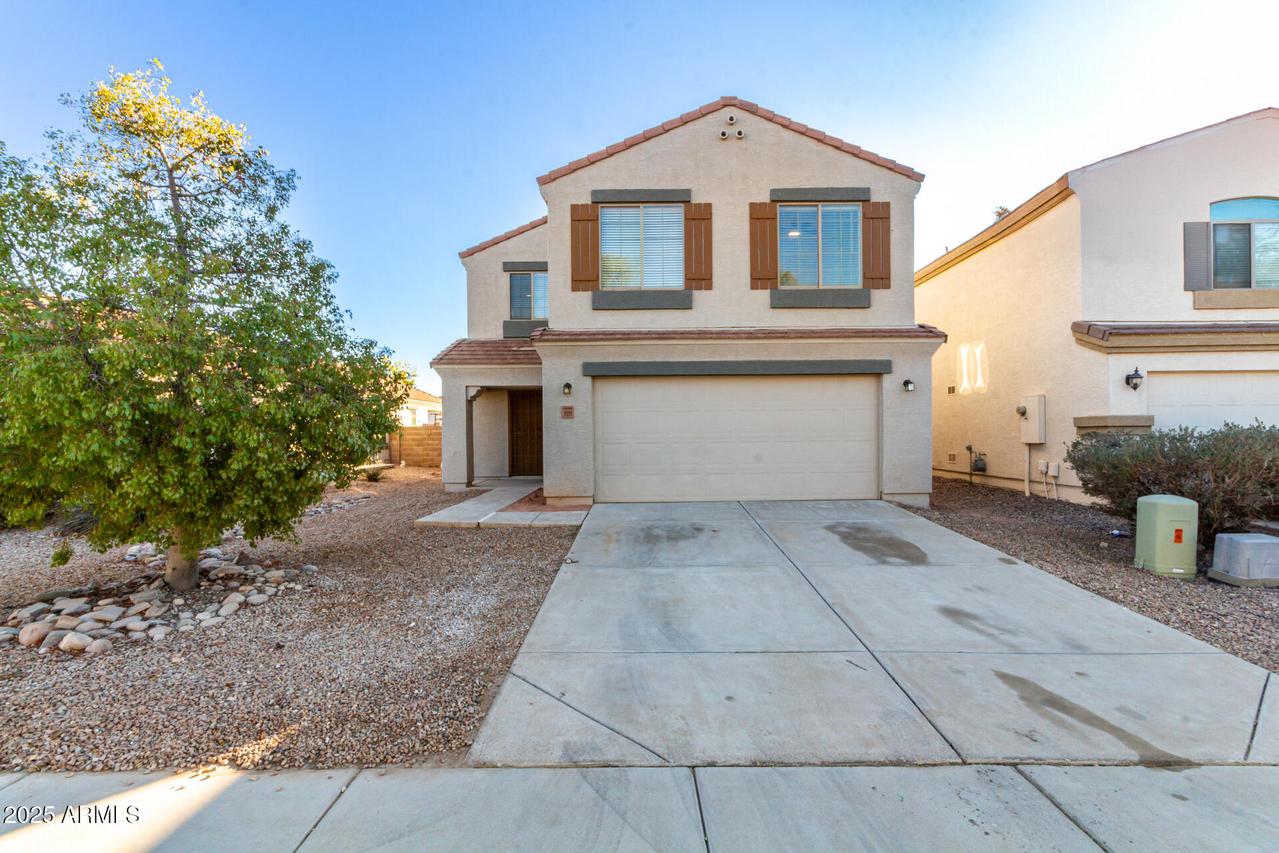 1311 E Kelsi Ave., San Tan Valley, AZ 85140