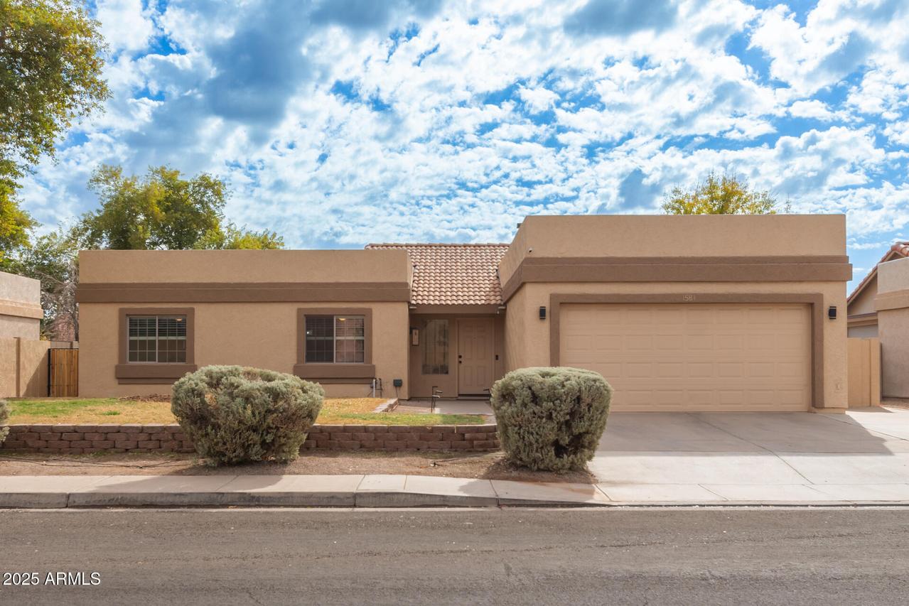 1581 E Elgin St., Chandler, AZ 85225