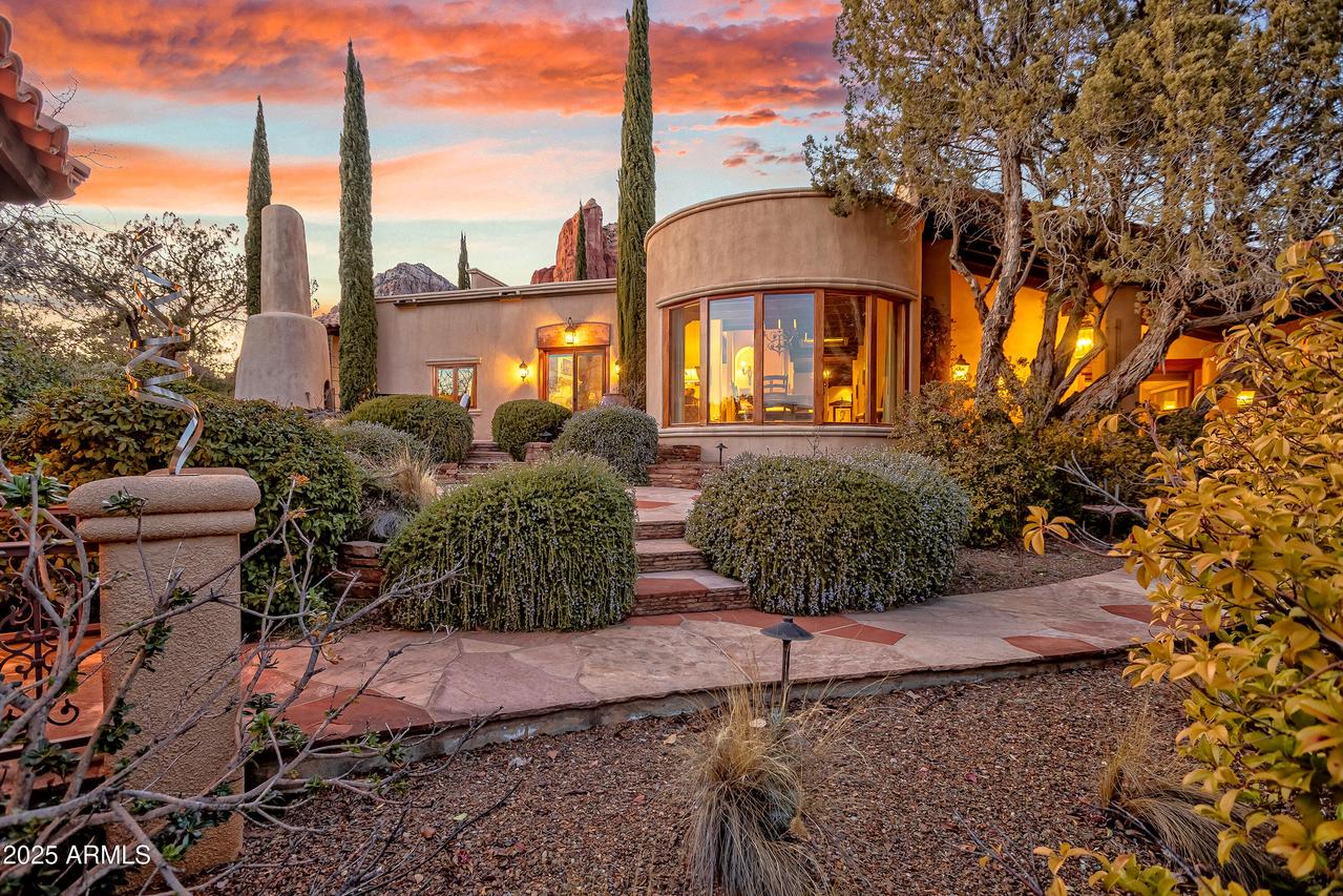60 Pinon Shadows Cir., Sedona, AZ 86336