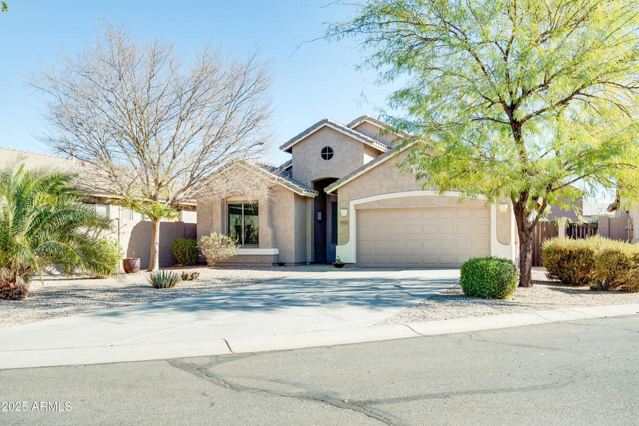 29711 N Yellow Bee Dr., San Tan Valley, AZ 85143