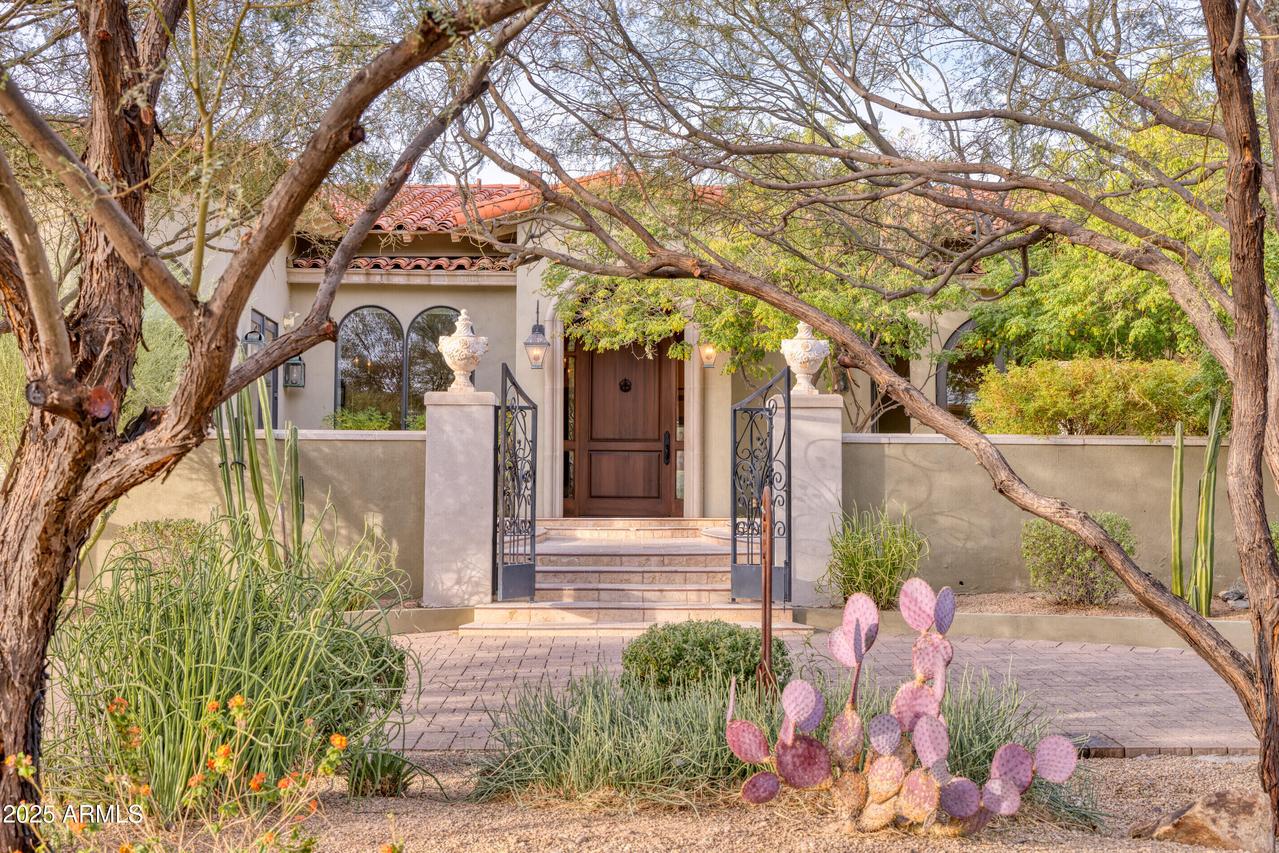 4529 E Clearwater Pkwy., Paradise Valley, AZ 85253