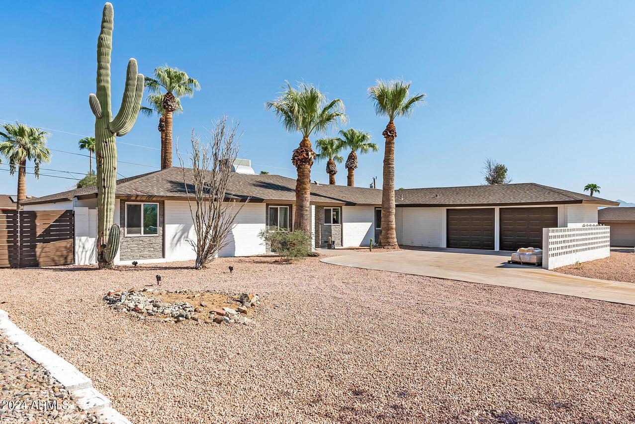 2826 E Victor Hugo Ave., Phoenix, AZ 85032