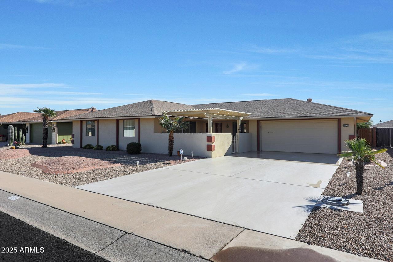9719 W Pineridge Dr., Sun City, AZ 85351
