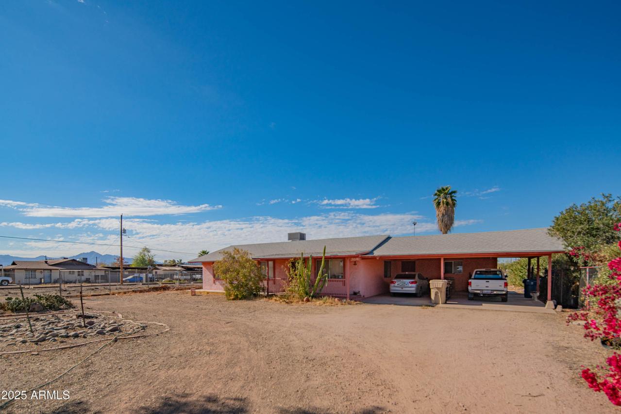 3616 S 67th Ave., Phoenix, AZ 85043