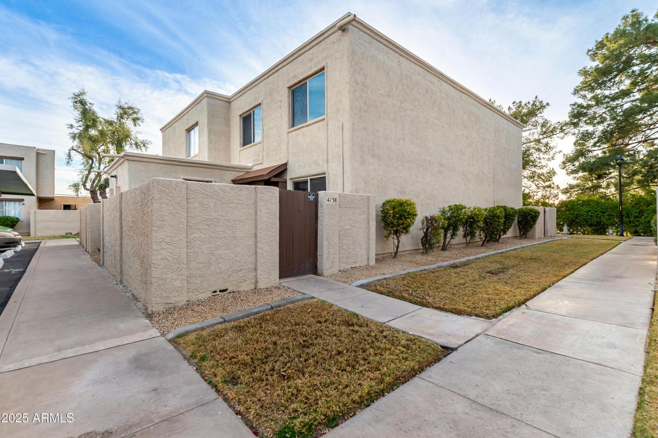 4140 N 81st St., Scottsdale, AZ 85251