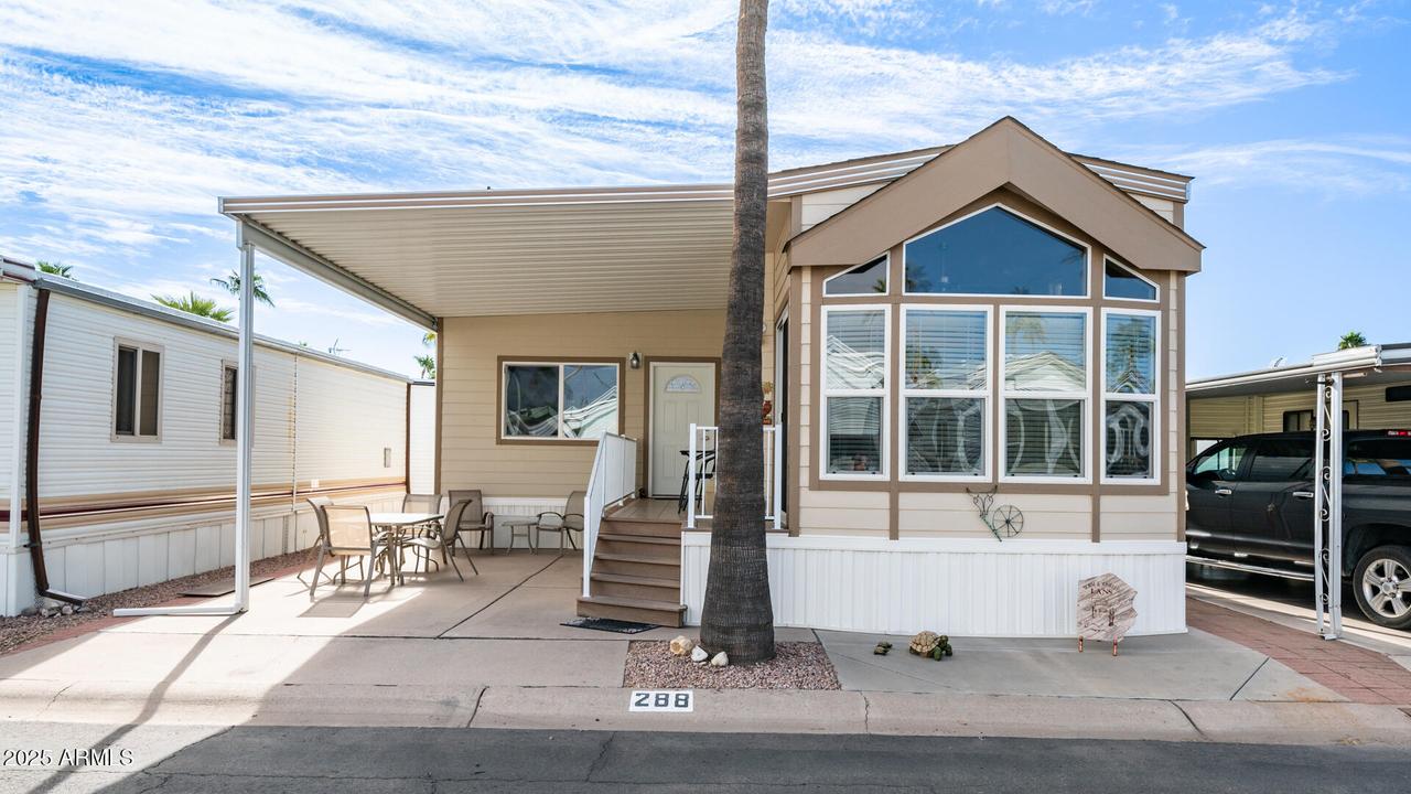 288 Diamond Dr., Apache Junction, AZ 85119