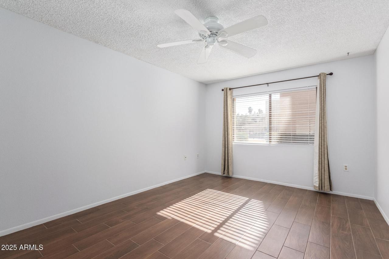 3033 E Devonshire Ave. #1037, Phoenix, AZ 85016