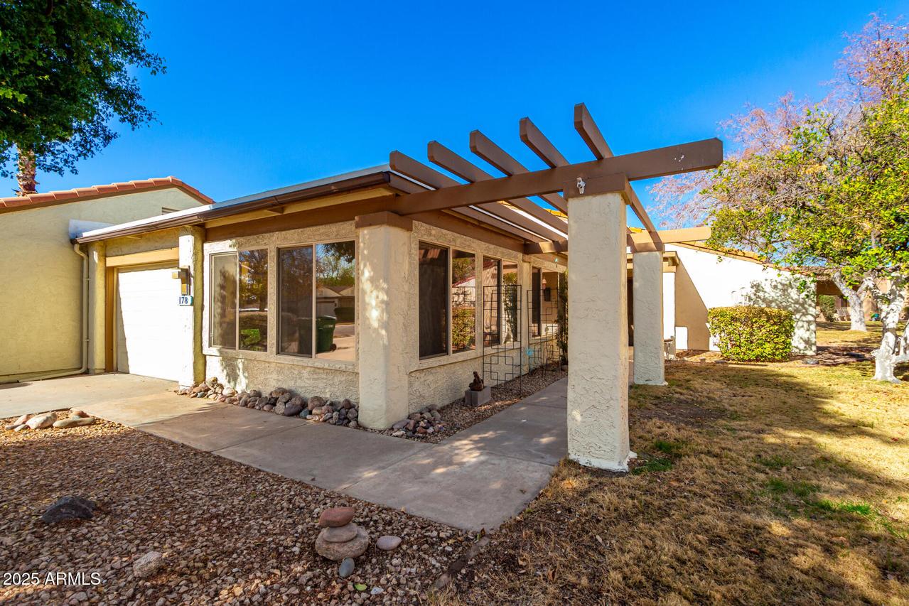 178 Leisure World, Mesa, AZ 85206