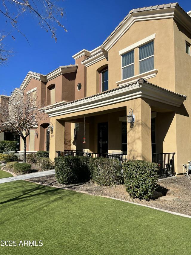 312 W Herro Ln., Phoenix, AZ 85013