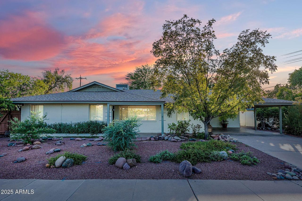 8201 E Monterey Way, Scottsdale, AZ 85251