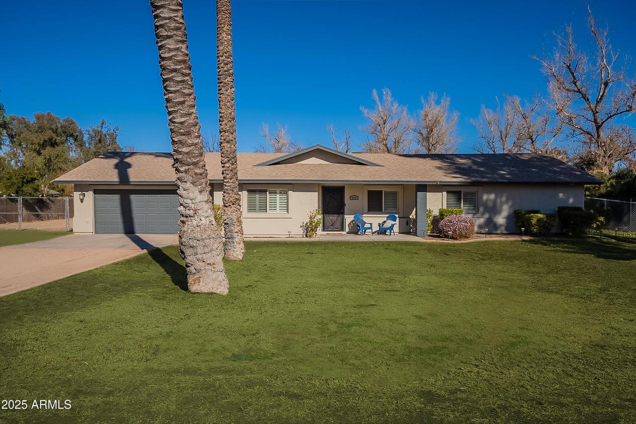 616 E Country Plz., Gilbert, AZ 85234