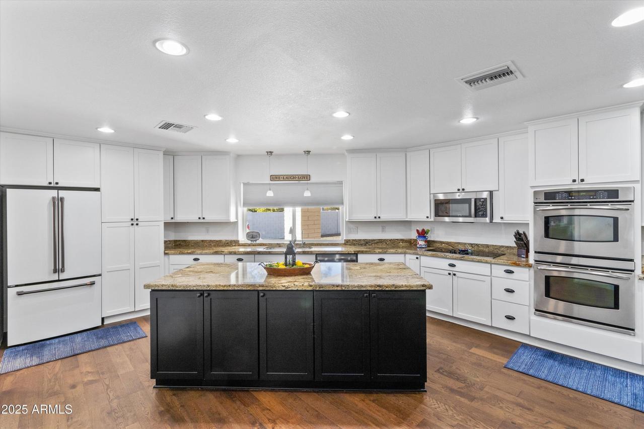 7126 W John Cabot Rd., Glendale, AZ 85308