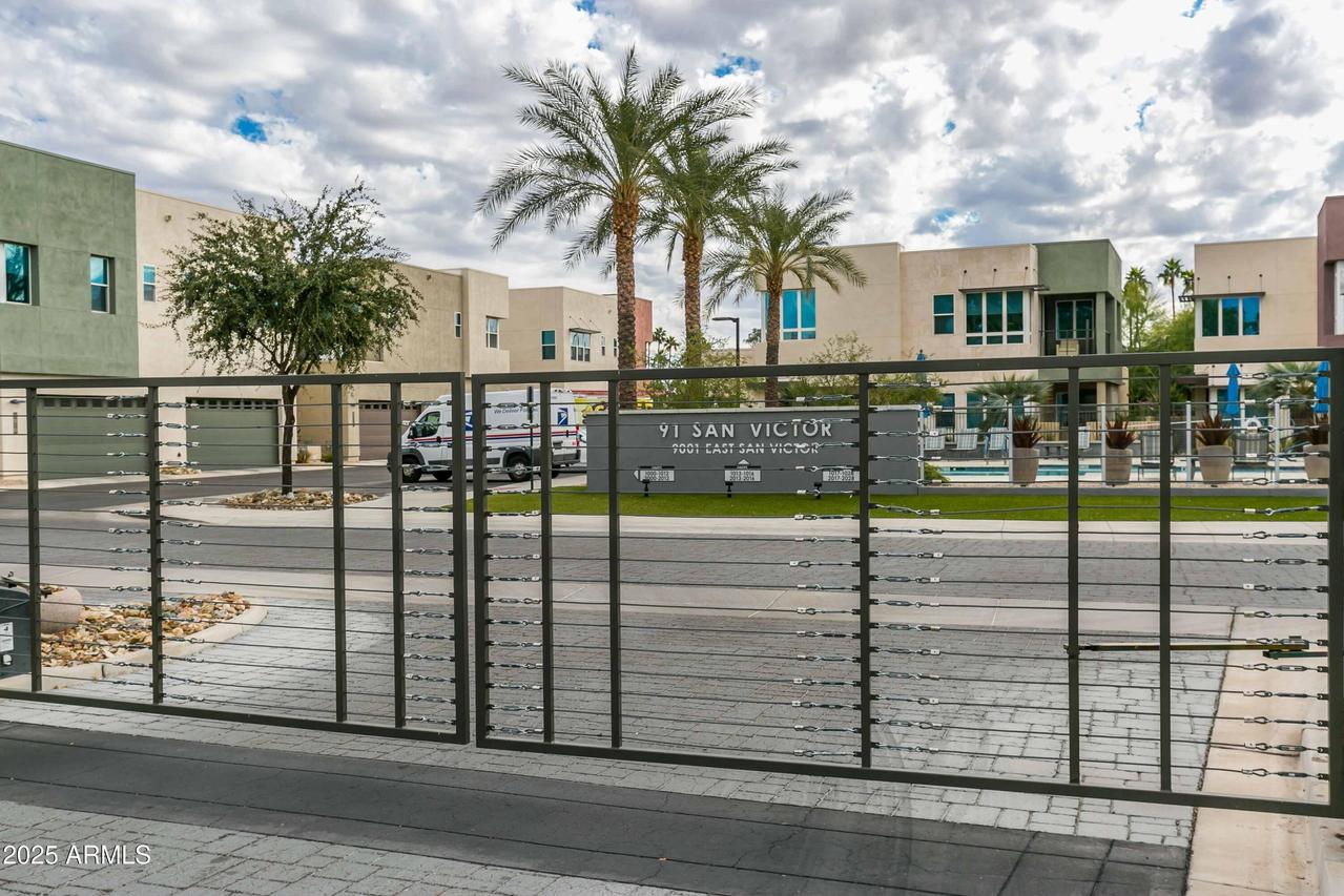 9001 E San Victor Dr. #1015, Scottsdale, AZ 85258