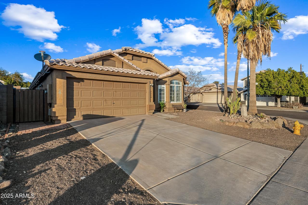 2310 E Siesta Ln., Phoenix, AZ 85024