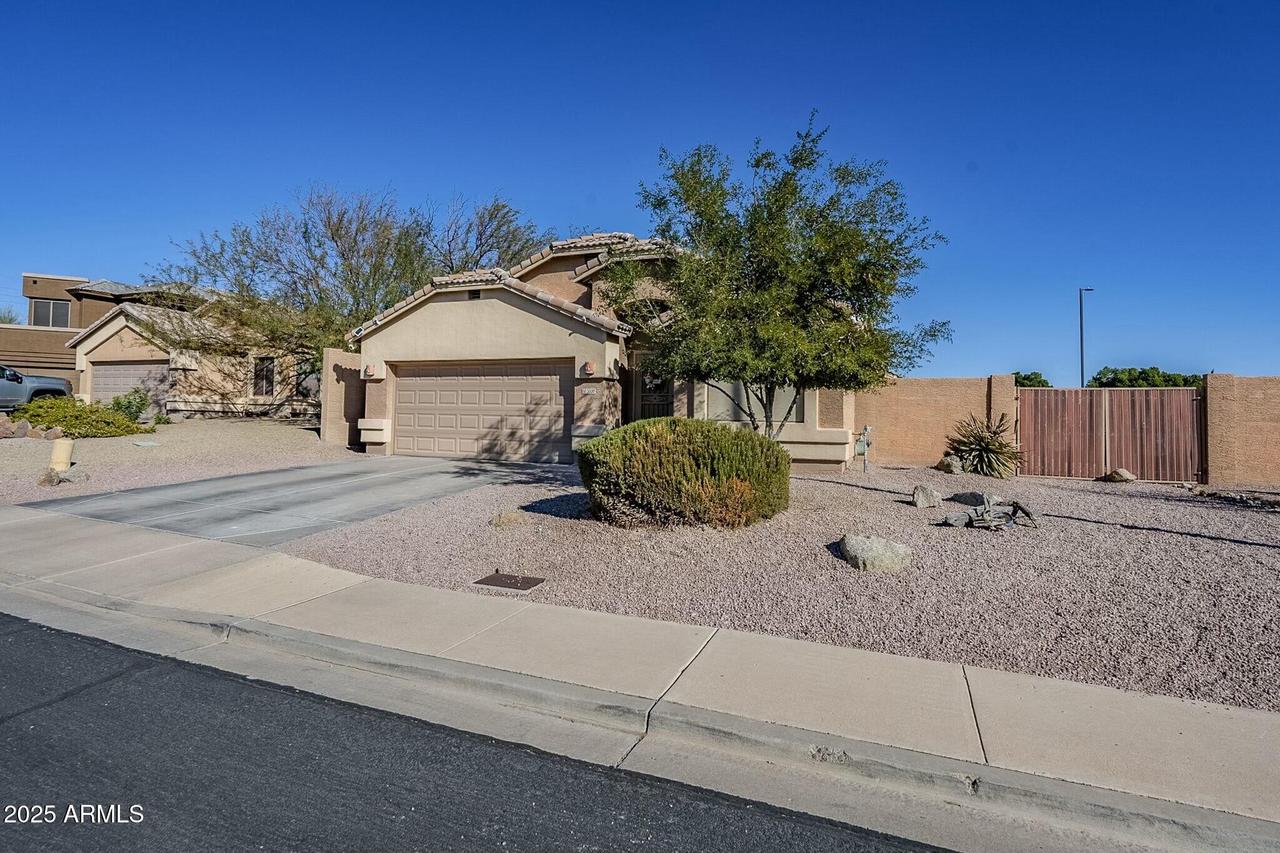 3537 N San Gabriel Cir., Mesa, AZ 85215