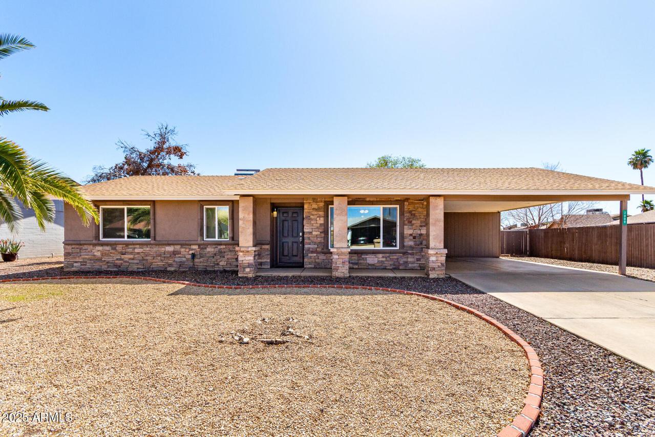 2009 W Greenbriar Dr., Phoenix, AZ 85023