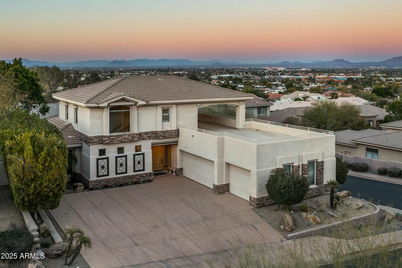 2646 E Spring Rd., Phoenix, AZ 85032