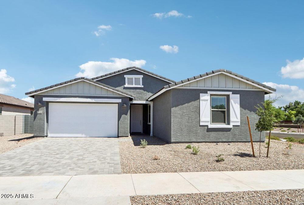 5510 W Paseo Way, Laveen, AZ 85339