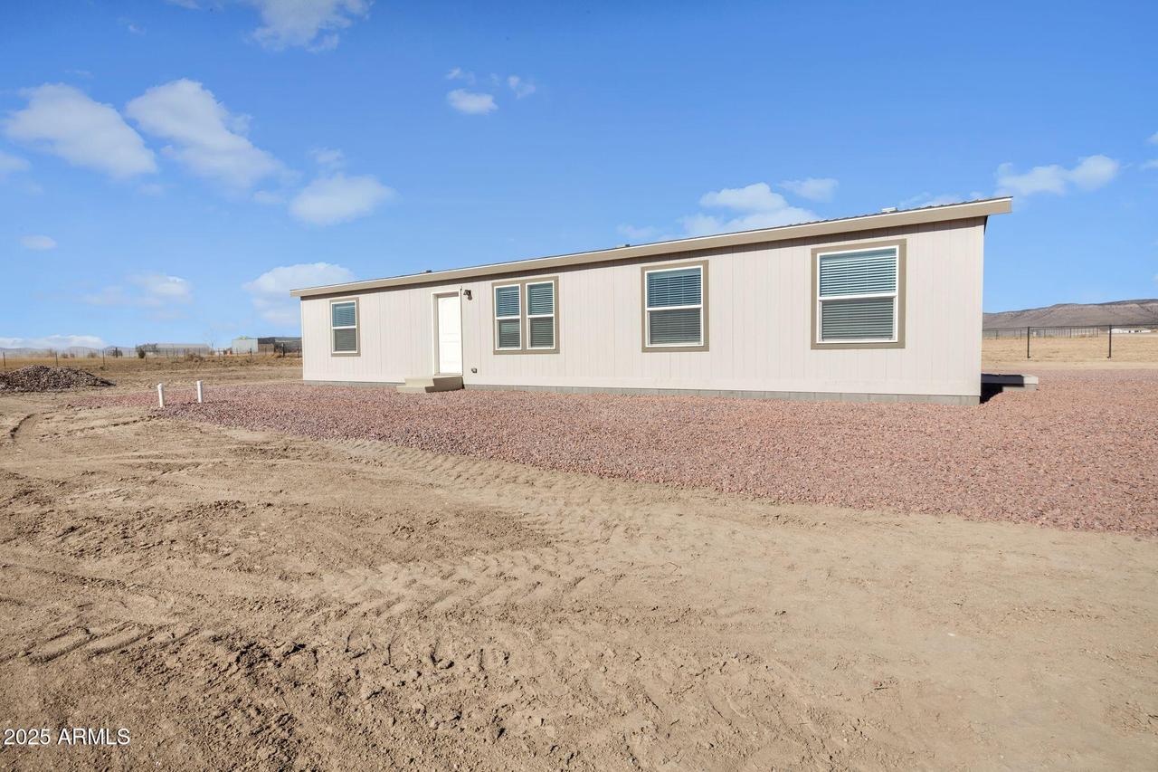 26800 N Champagne Ln., Paulden, AZ 86334