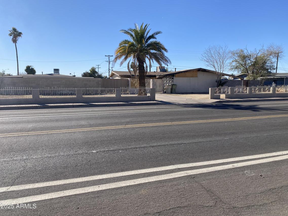 6201 W Missouri Ave., Glendale, AZ 85301