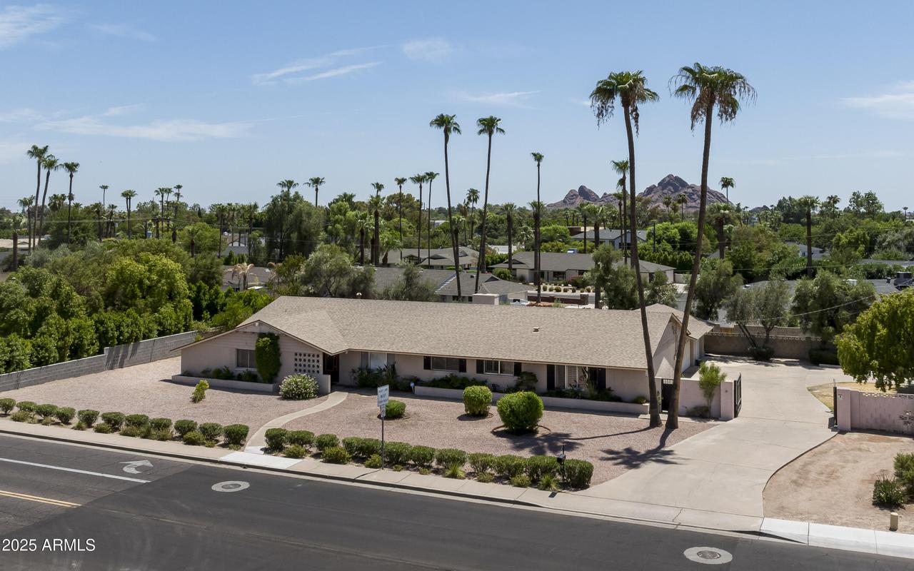 5521 E Lafayette Blvd., Phoenix, AZ 85018