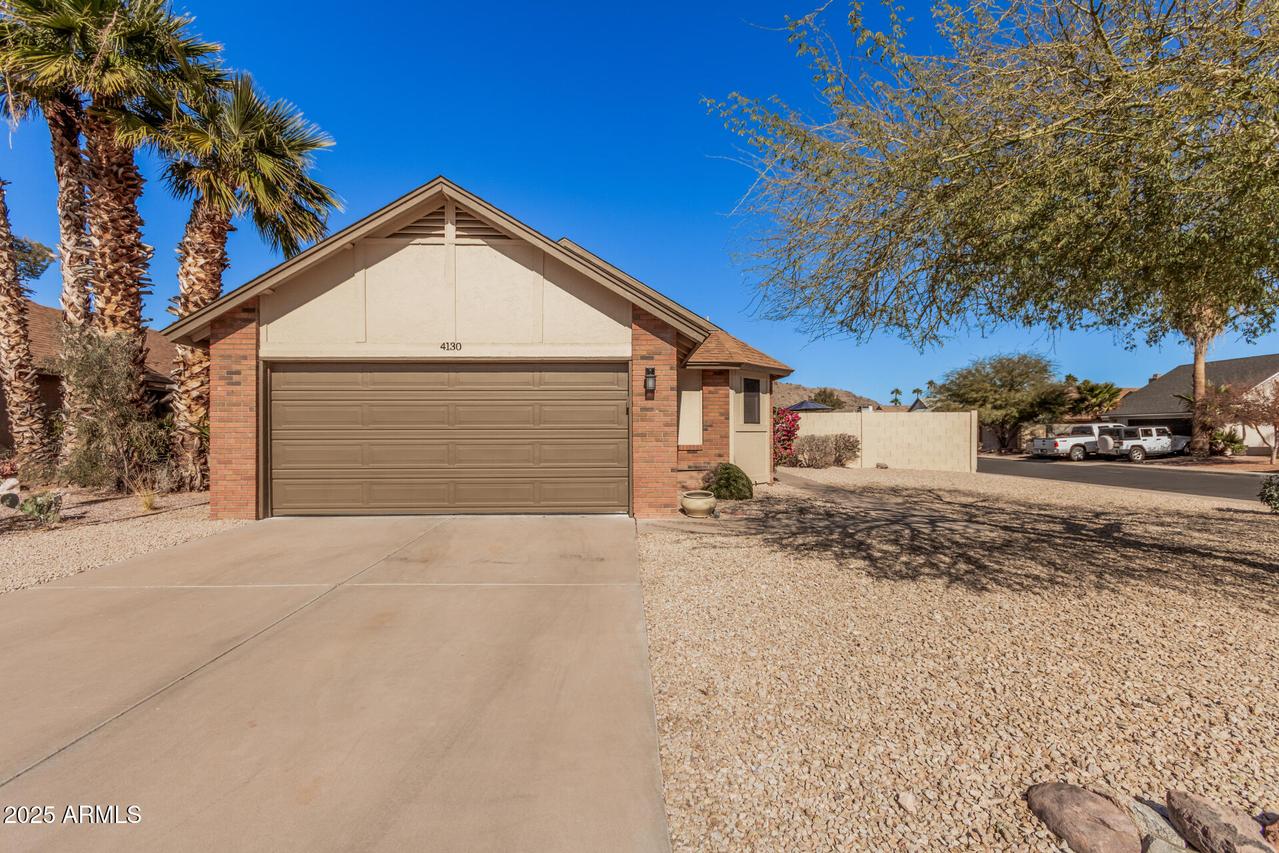 4130 E La Puente Ave., Phoenix, AZ 85044
