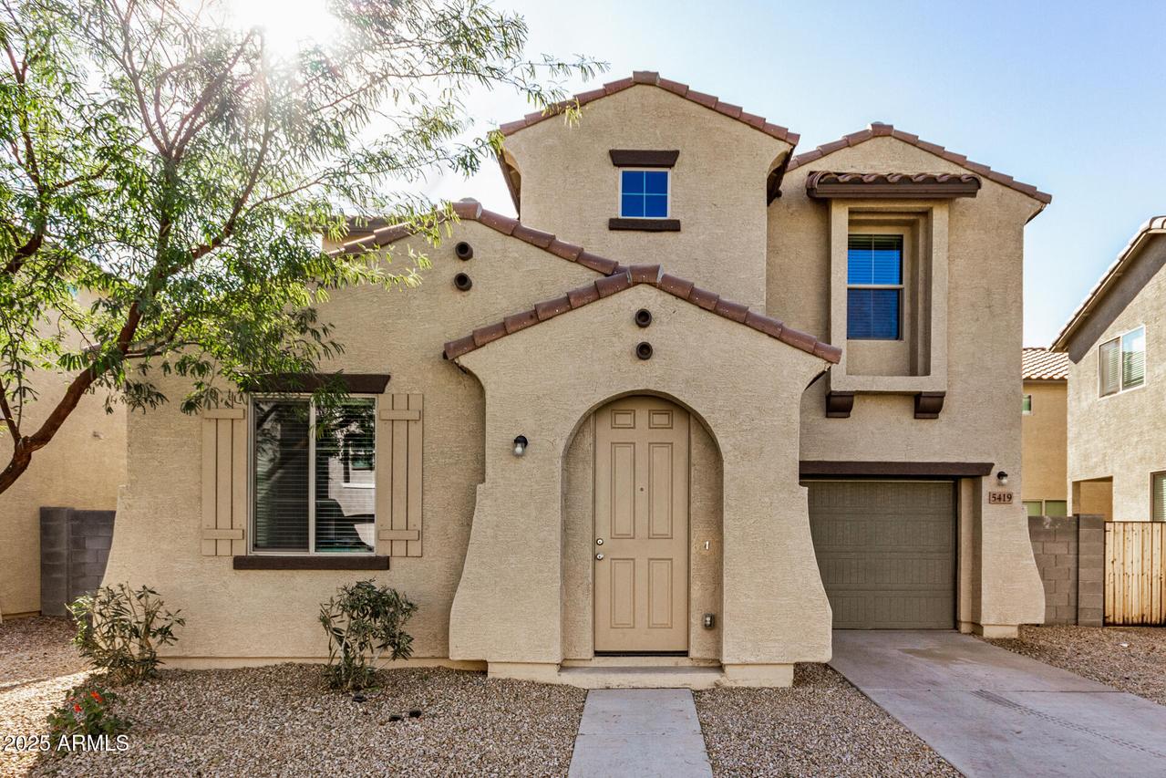 5419 W Odeum Ln., Phoenix, AZ 85043