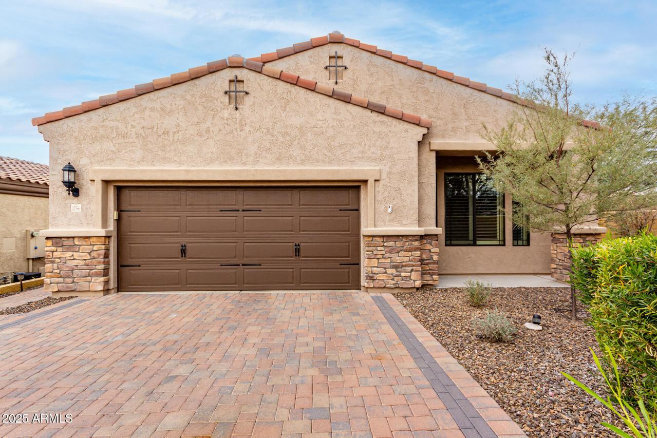 1756 N Makalu Cir., Mesa, AZ 85207
