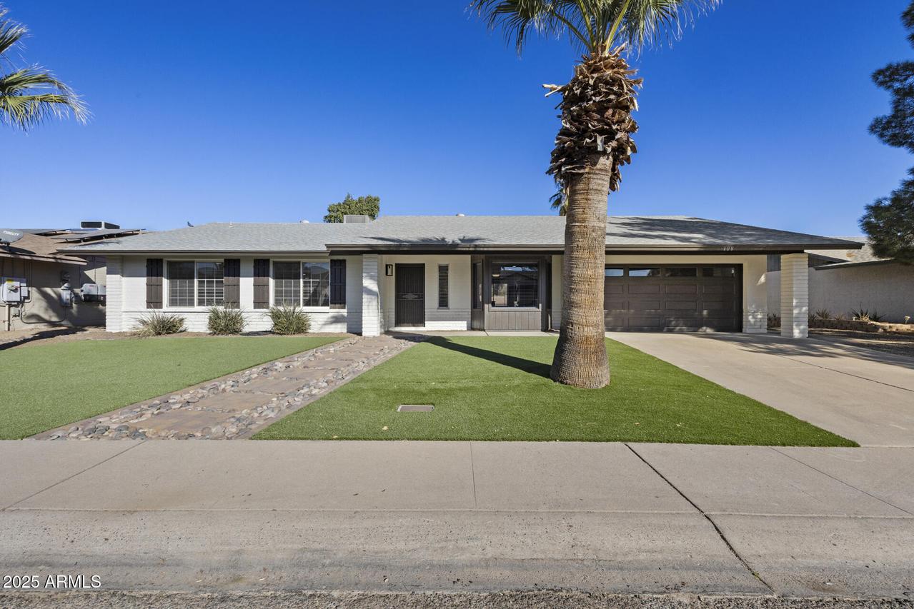 108 E Angela Dr., Phoenix, AZ 85022