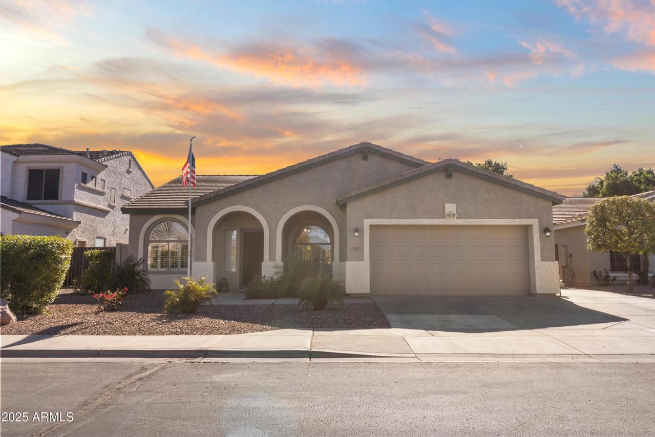 10437 E Juanita Ave., Mesa, AZ 85209