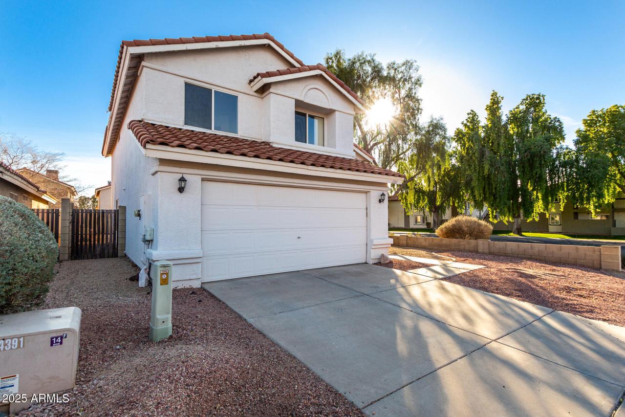 1203 E Muriel Dr., Phoenix, AZ 85022