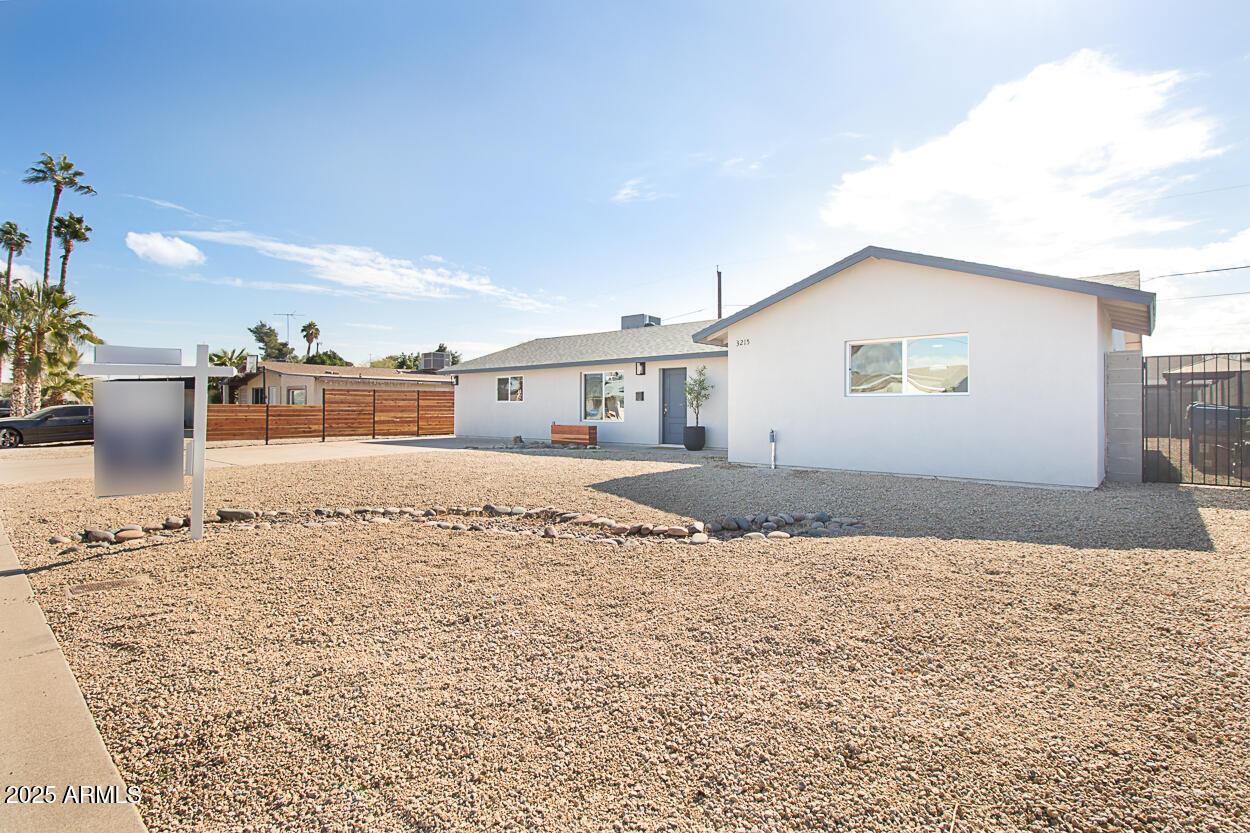 3215 E Captain Dreyfus Ave., Phoenix, AZ 85032