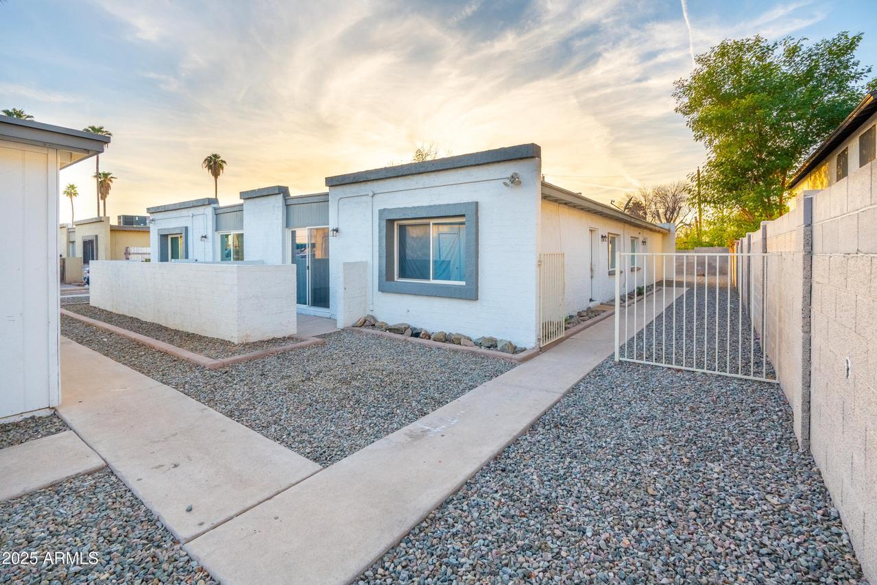 700 S Stapley Dr., Mesa, AZ 85204