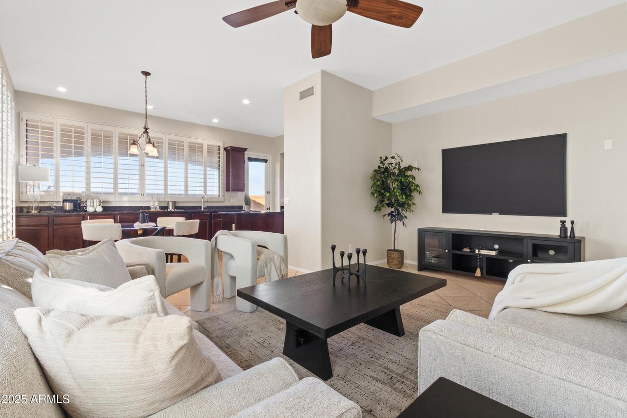 2742 N Augustine, Mesa, AZ 85207
