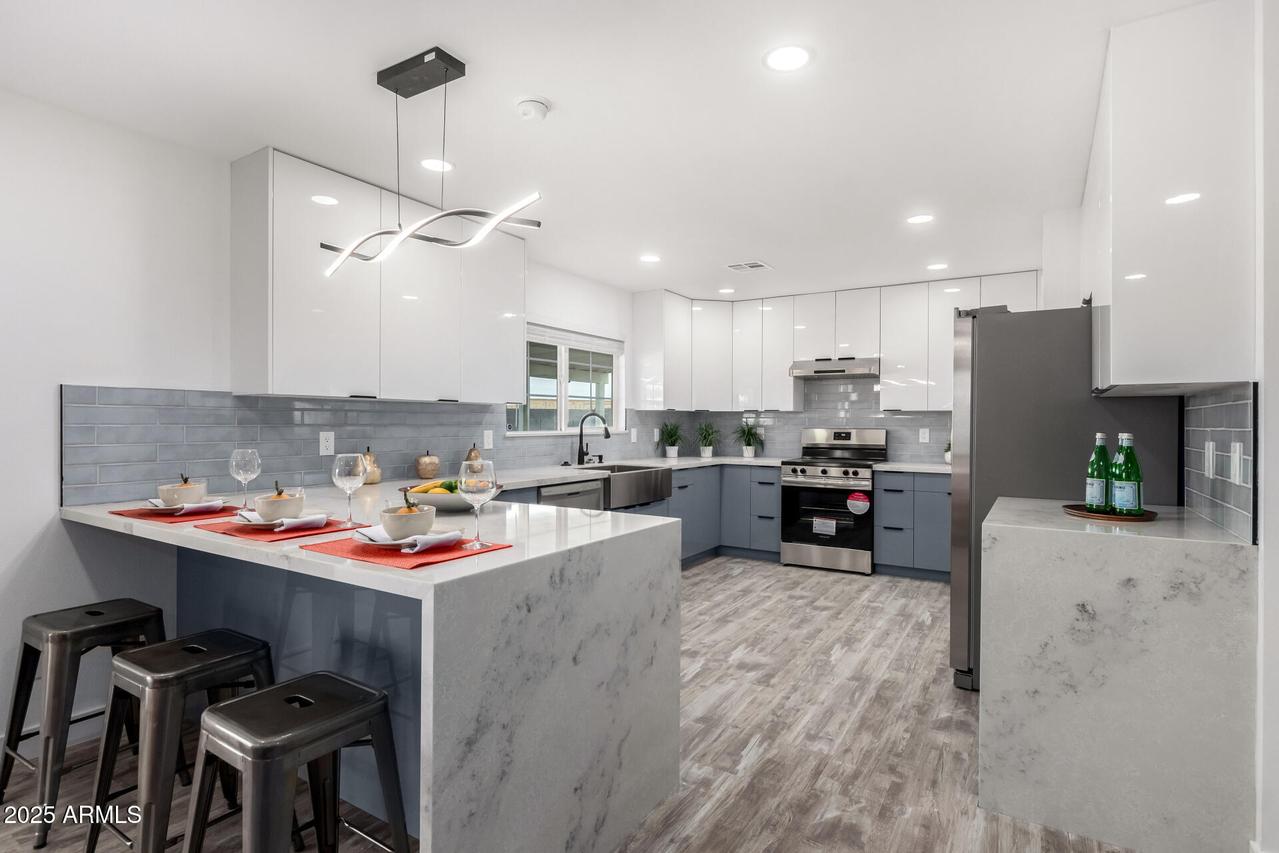 1152 W Greenway Dr., Tempe, AZ 85282
