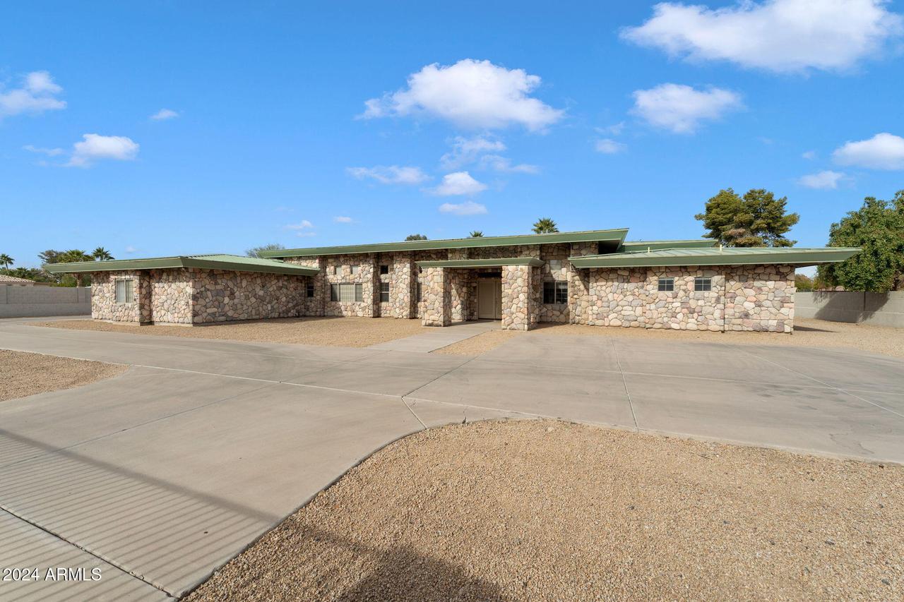 5540 E Shea Blvd., Scottsdale, AZ 85254