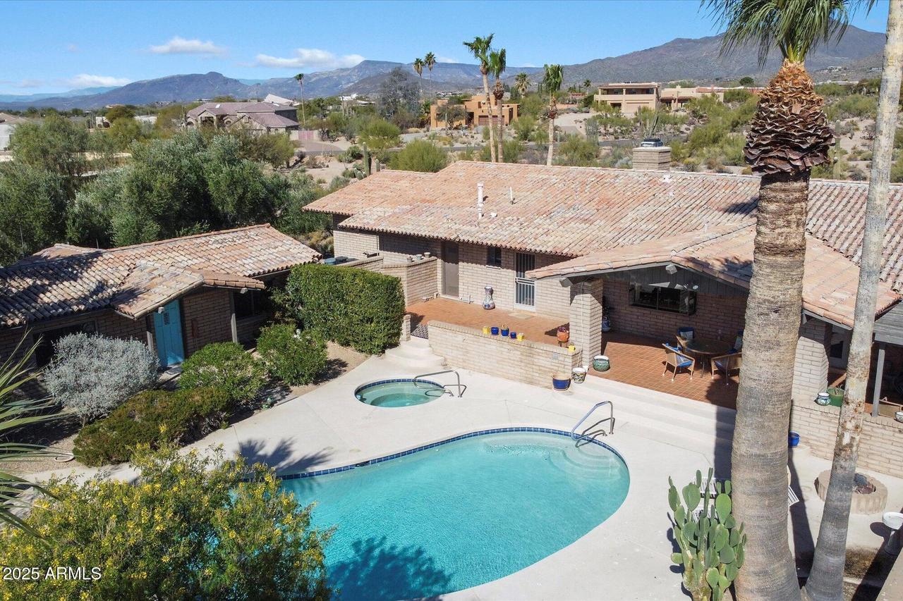 36448 N Wildflower Rd., Carefree, AZ 85377