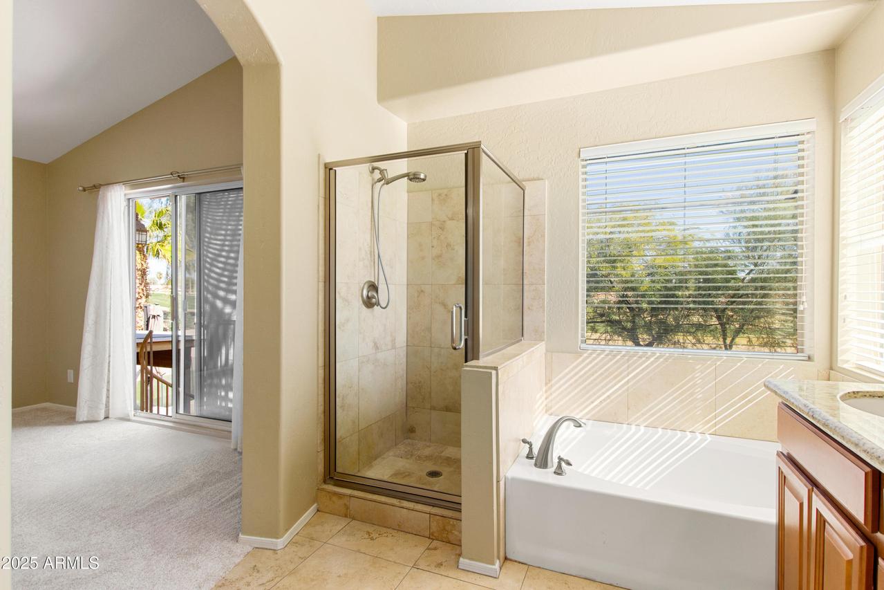 11825 S 46th St., Phoenix, AZ 85044