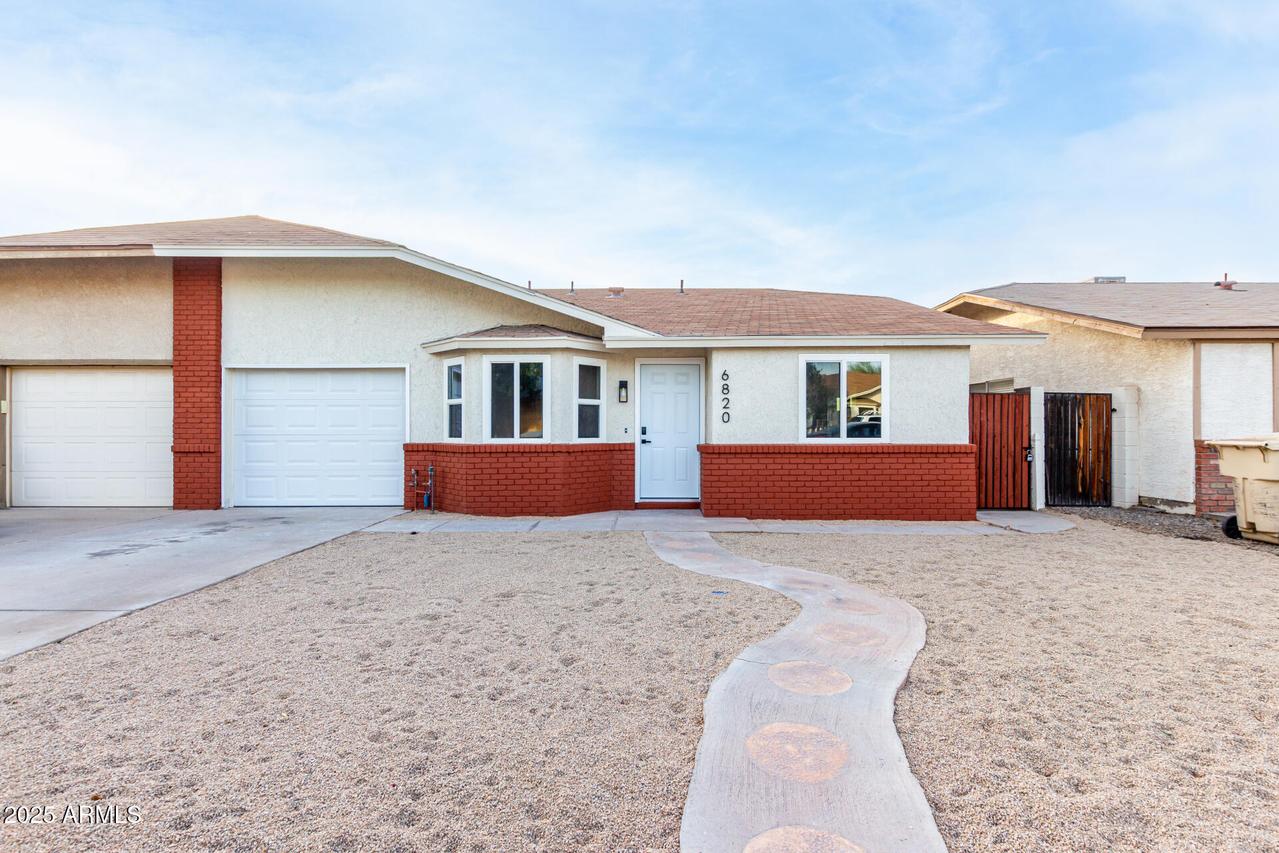 6820 N 81st Ln., Glendale, AZ 85303